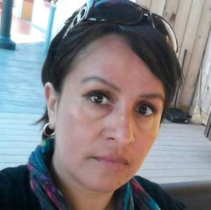 Meet your Posher, Deyanira